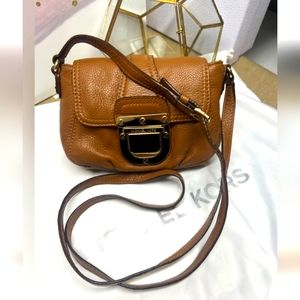 Michael Kors Brown Pebble Leather Gold-Toned Small Crossbody Bag Charlton EUC